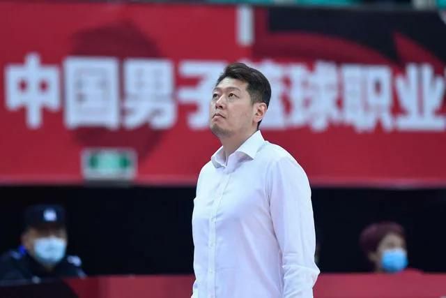五月久久亚洲七七综合中文网